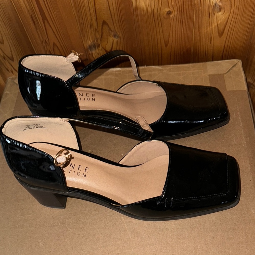 Black Women's Jour nee Shoes 10 EUC